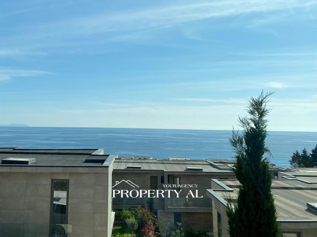 Vile ne shitje ne Dhermi