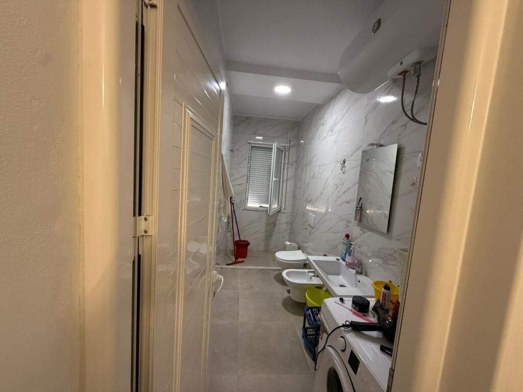 Shitet apartment 1+1 ne golem