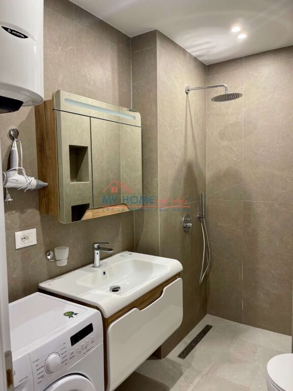 Appartamento 2+1 in affitto vicino a Via Kavaja Tirana