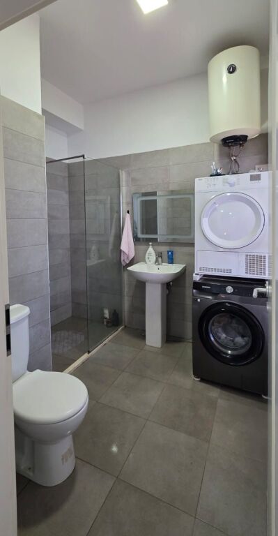 Shitet Gazoniere ne Ali Dem