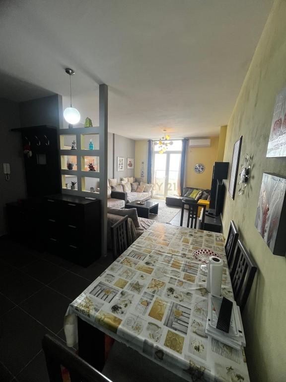 Apartament 2+1 Pamje Deti Për Shitje në Vila e Zogut, Durrës !