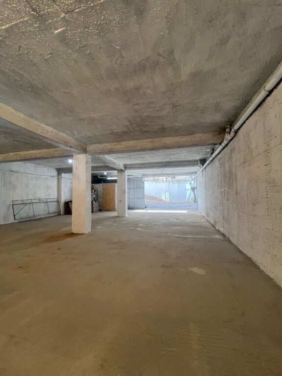 WAREHOUSE FOR RENT 150M2 MEZEZ FUSHE