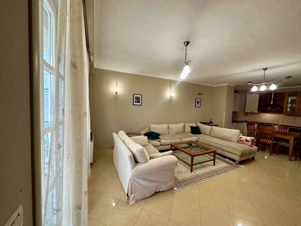 📣 AFFITTO Appartamento 2+1+2 📍 Ish Blloku, Tirana ✨