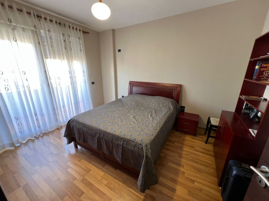Apartament 2+1 me qera Sheshi Willson!
