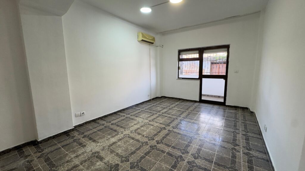 Ambjent me qera midis spitalit gjerman dhe Myslym Shyri !