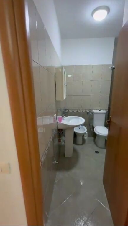 Qera | Garsoniere | Golem | 300 €/muaj