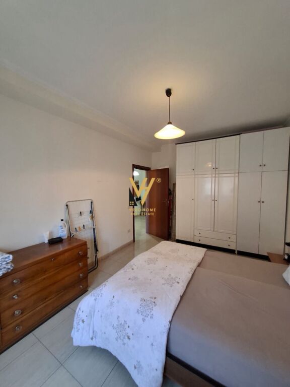 AFFITTASI APPARTAMENTO 1+1+BLK PRESSO IL COMUNE DI PARIGI 55.000 LEKE