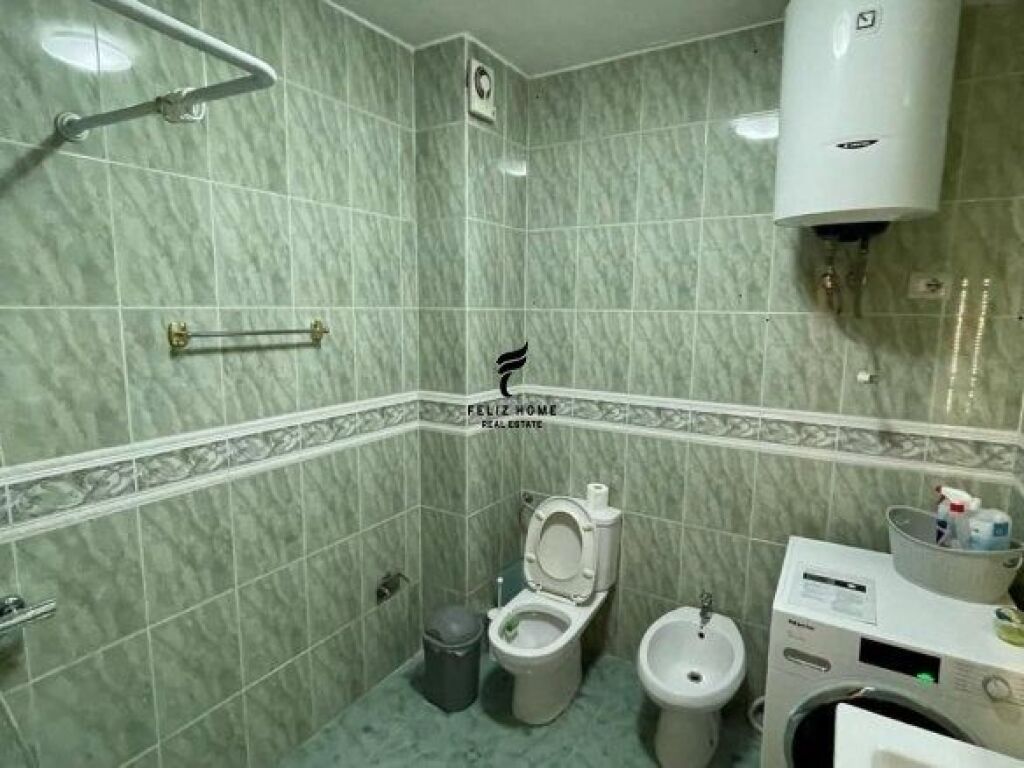 APARTAMENT ME QERA 1+1 MYSLYM SHYRI 85.000 LEKE FH-69517