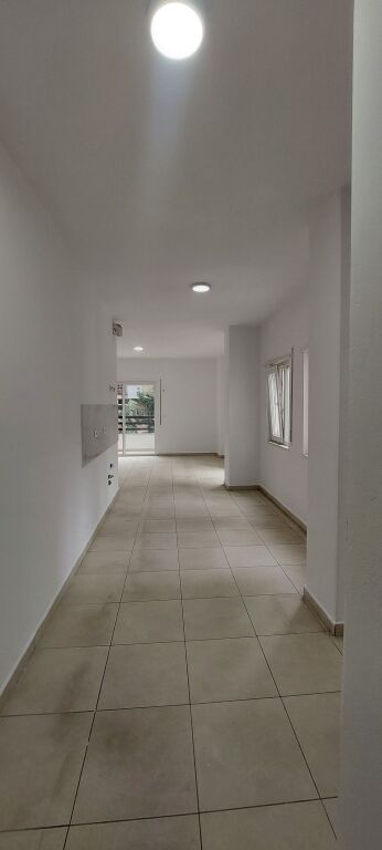 Shitet apartament 2+1+2 te Selvia