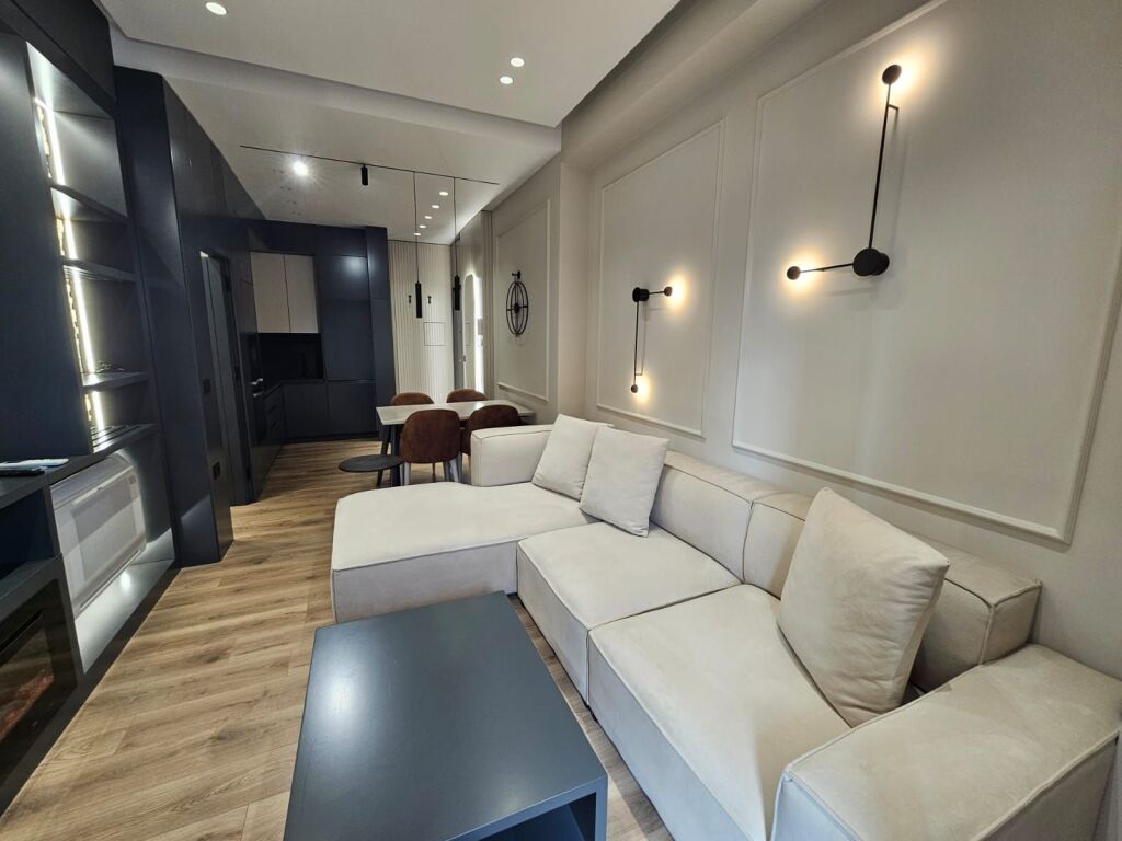 Apartament 1+1 per qera tek rruga e Kavajes!