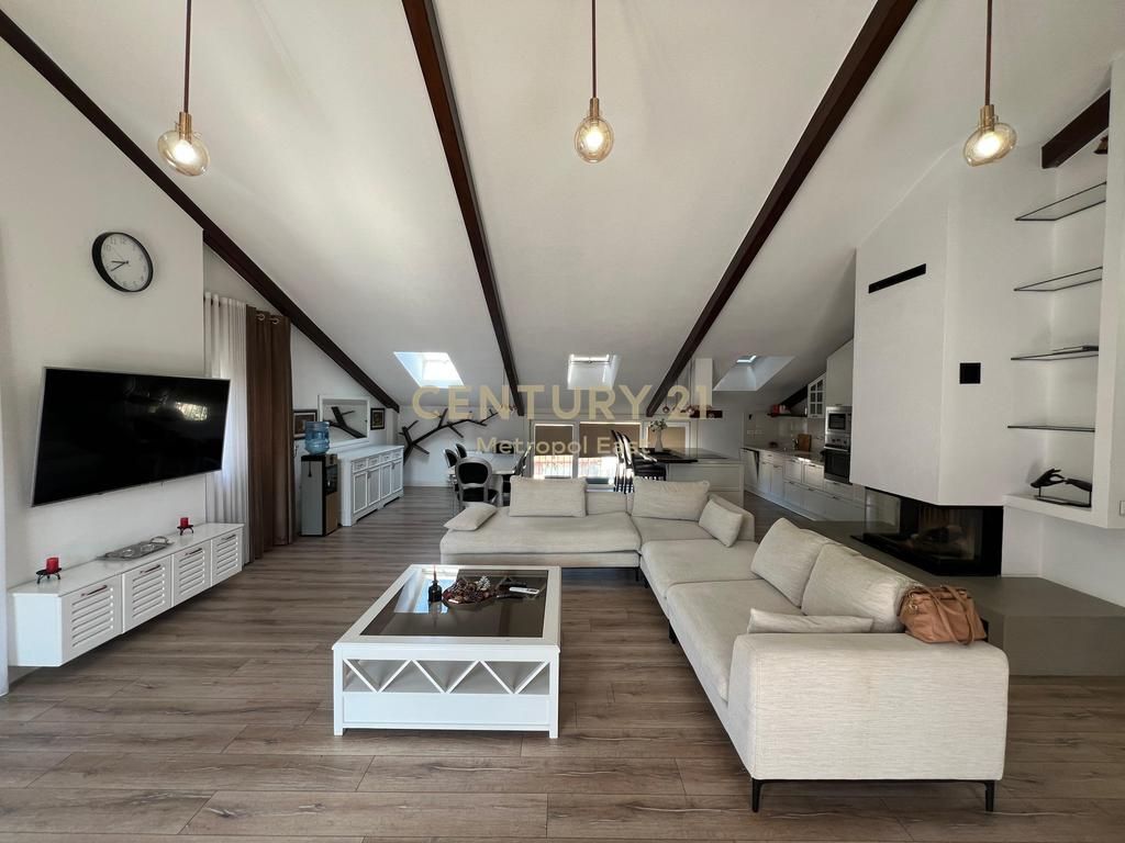 APARTAMENT 3+1+3 PER QIRA TEK "SECRET GARDEN"