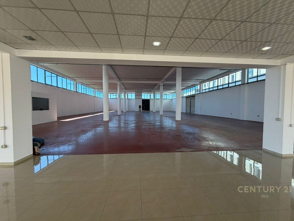 SHED FOR RENT IN THE FIELD - PREZA.