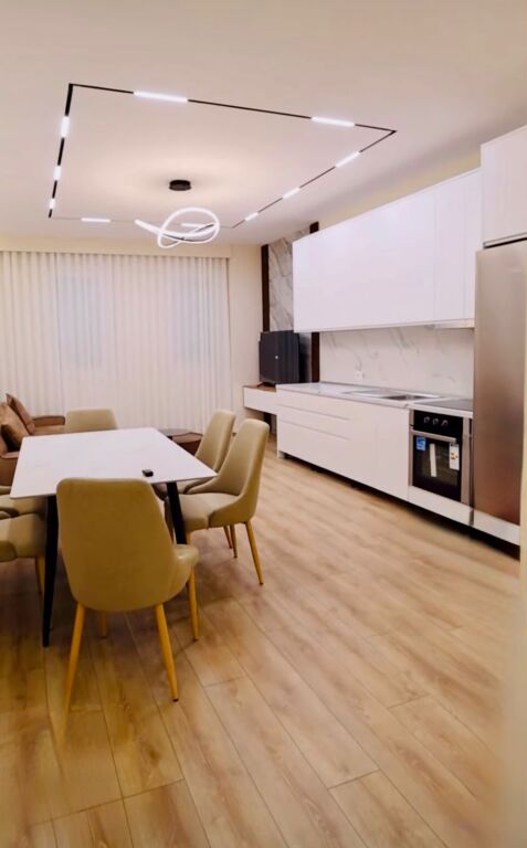 APARTAMENT 2+1+2 PER SHITJE,BULEVARDI BLU KAMEZ