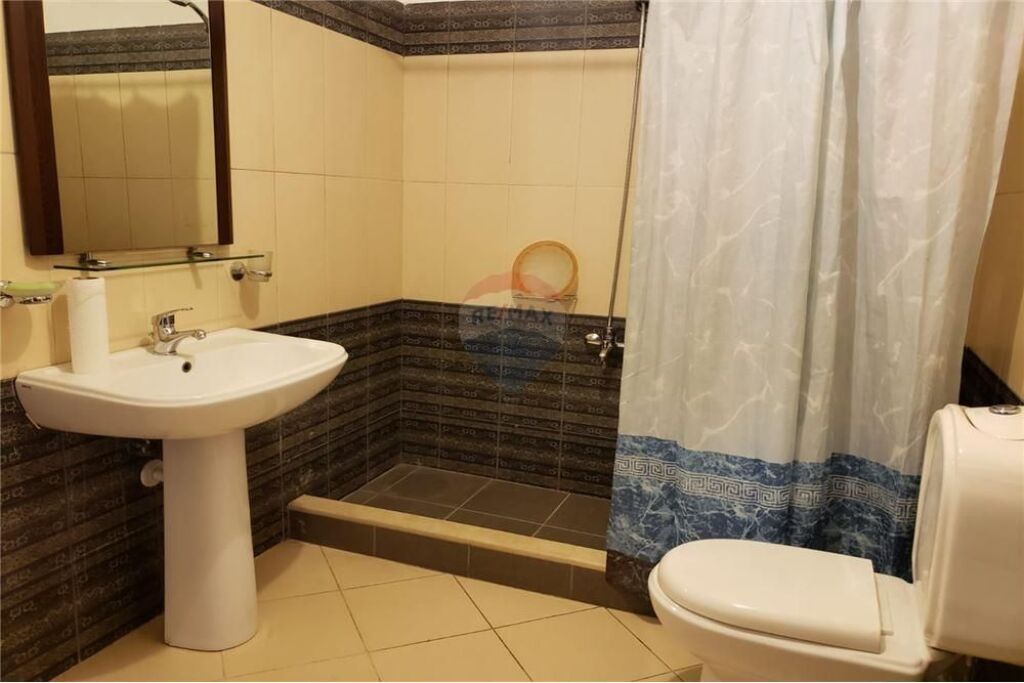 Apartament me qera ne myslym shyr 2+1+2