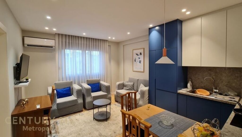 Appartamento in affitto 1+1 presso il Comune di Parigi