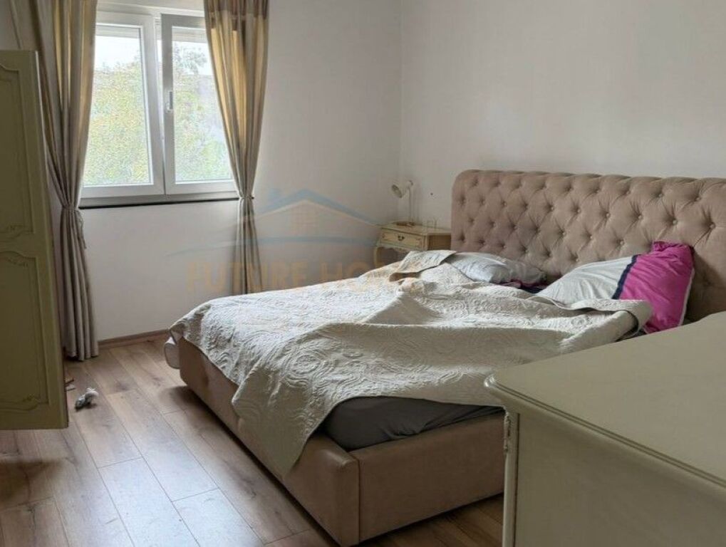 Qera, Apartament 2+1, Laprake