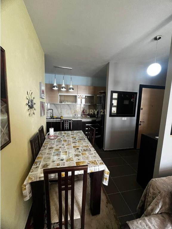 Apartament 2+1 Pamje Deti Për Shitje në Vila e Zogut, Durrës !