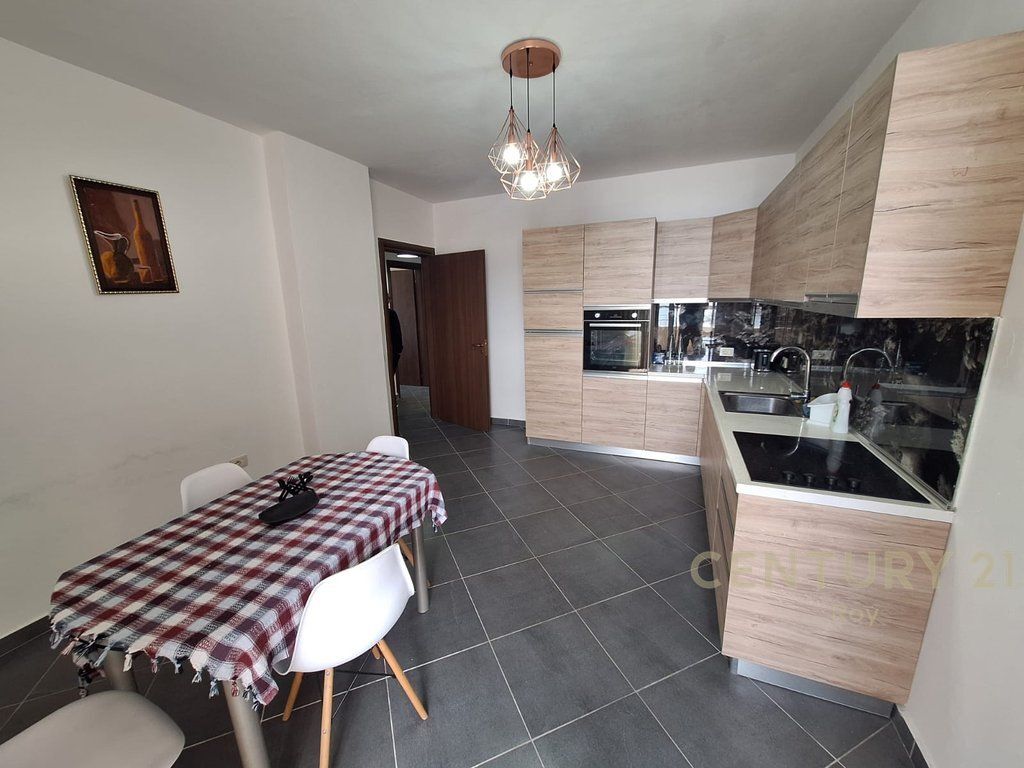 Apartment with Sea View 2+1+3 For Rent on the Beach, Durrës – 780€ | 130 m²