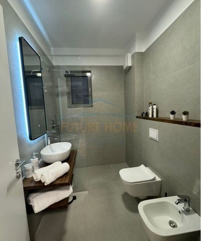 Qera, Apartament 1+1, Shkolla e Kuqe, Tiranë.