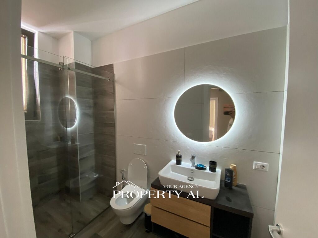 Vile ne shitje ne Dhermi