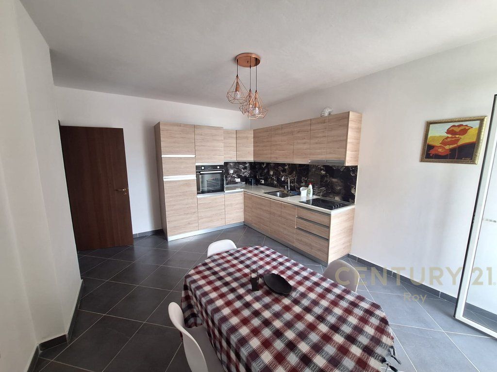 Apartment with Sea View 2+1+3 For Rent on the Beach, Durrës – 780€ | 130 m²