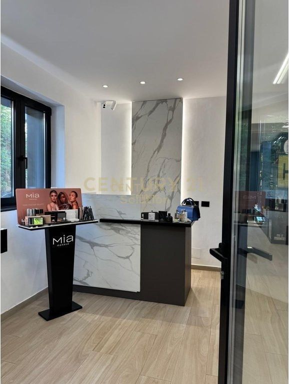 JAPIM PER QIRA DYQAN BUZE RRUGES FORTUZI!