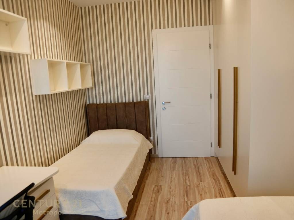 Ofrohet për shitje një apartament ekskluziv 2+1+2 në një nga kullat më elitare të Tiranës, Ambasador 3!