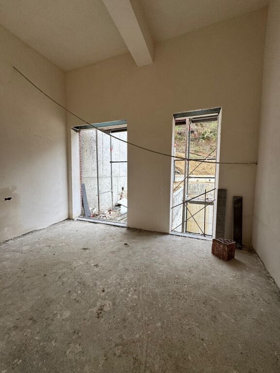 🏠Shitet Apartament 2+1+Verandë  📍Kodra e Diellit 2 💶 Çmimi: 190.000 Euro