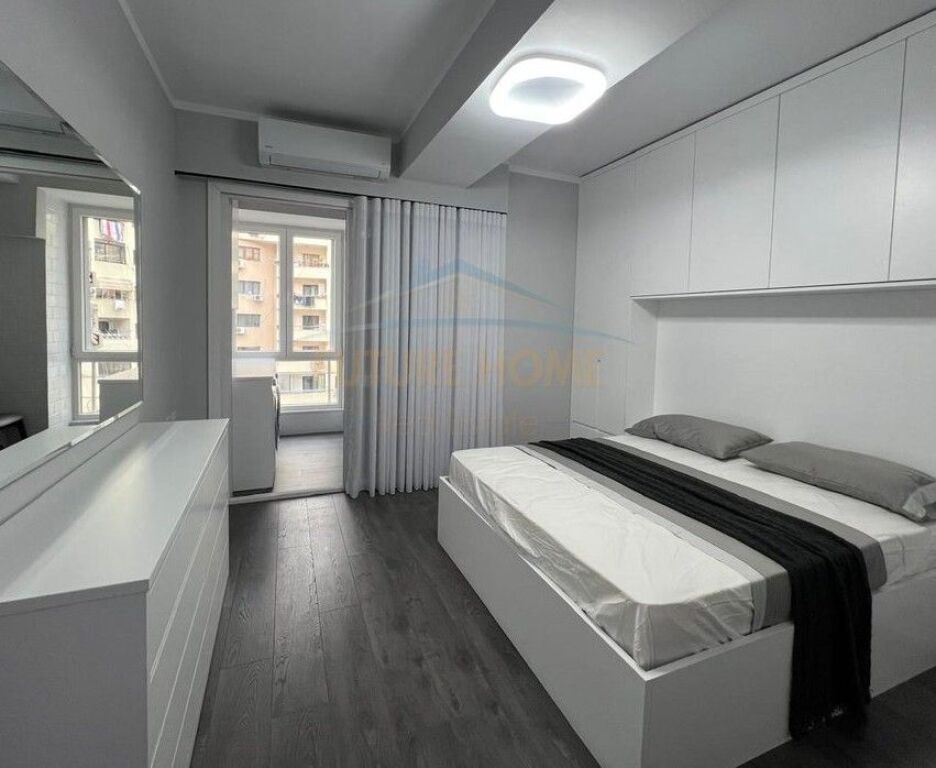 Qera, Apartament 2+1+ Post parkimi, Usluga, Stacioni i Trenit, Tiranë