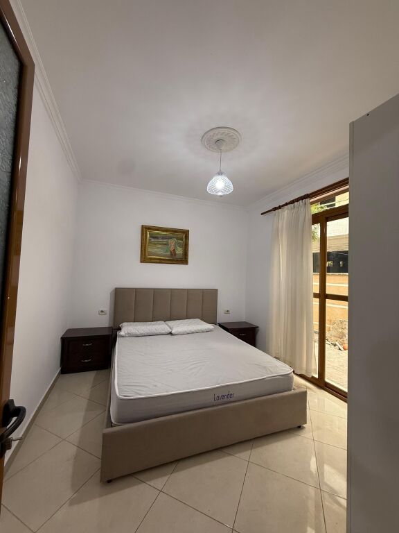 🏠JEPET ME QIRA Hyrje 1+1 ne Vile private 📍Ish Venue/Xhamllik 💶Cmimi: 40.000 Leke/Muaj