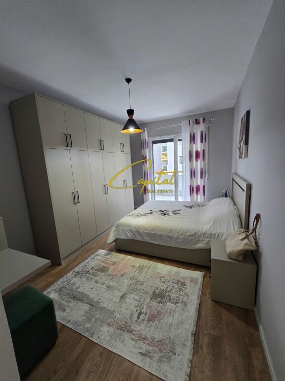 APARTAMENT ME QIRA 1+1 ZOGU I ZI 65.000 LEKE