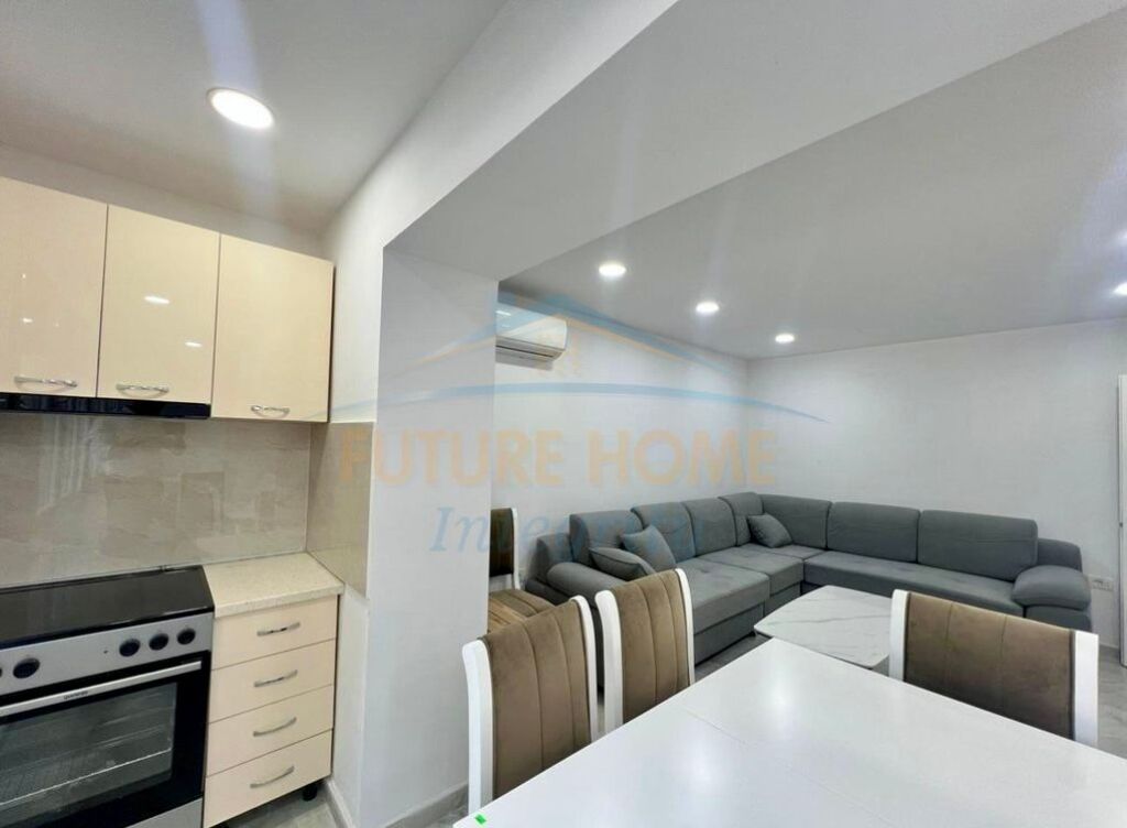 Qera, Apartament 2+1, Oxhaku, Tiranë.