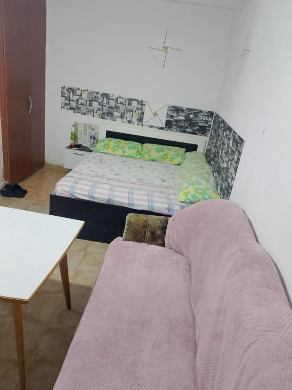 Qera | Shtëpi private 1 + 1 | Rruga 5 Maji | 200 €/muaj
