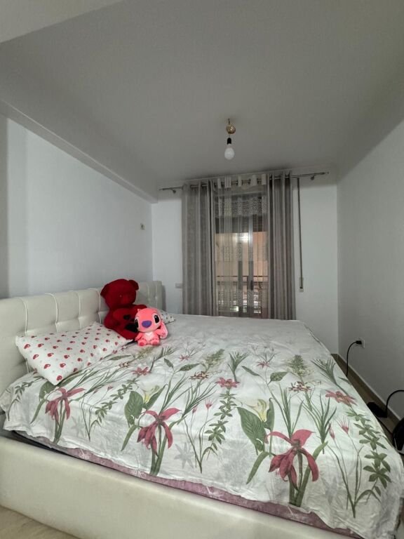 Shitet Apartament 3+1+2 + Ballkon, Astir, Supermarket Jata