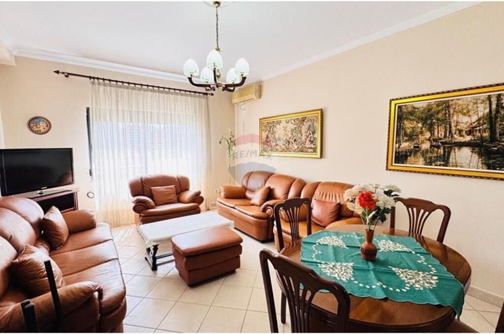 Apartament - Për Shitje - Rruga Frosina Plaku, Tiranë(ID: 530191025-278)