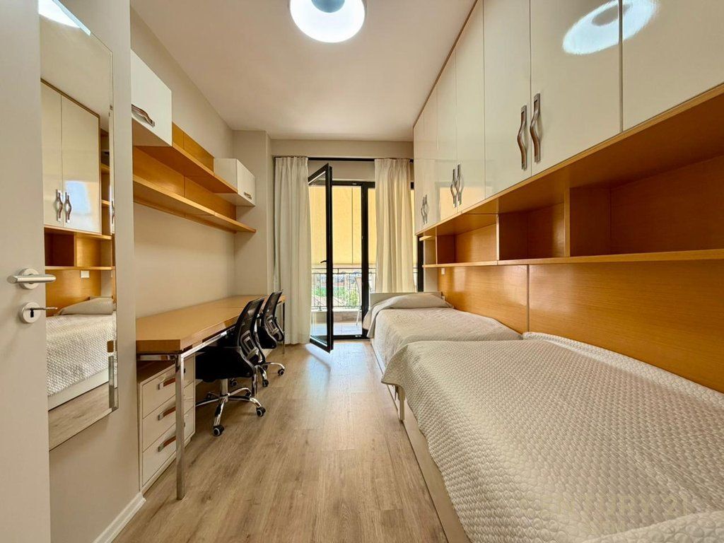 Appartamento di lusso 2+1+2 in affitto vicino a Pazari i Ri