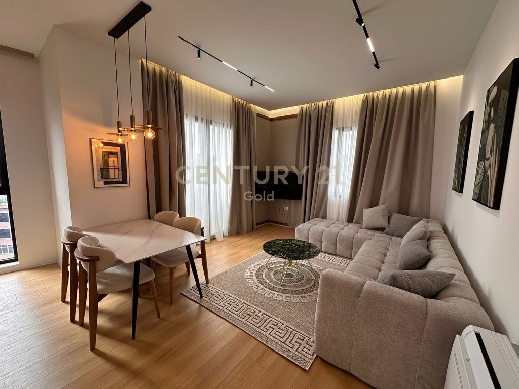 Premium 2+1+2 apartment for rent with parking space