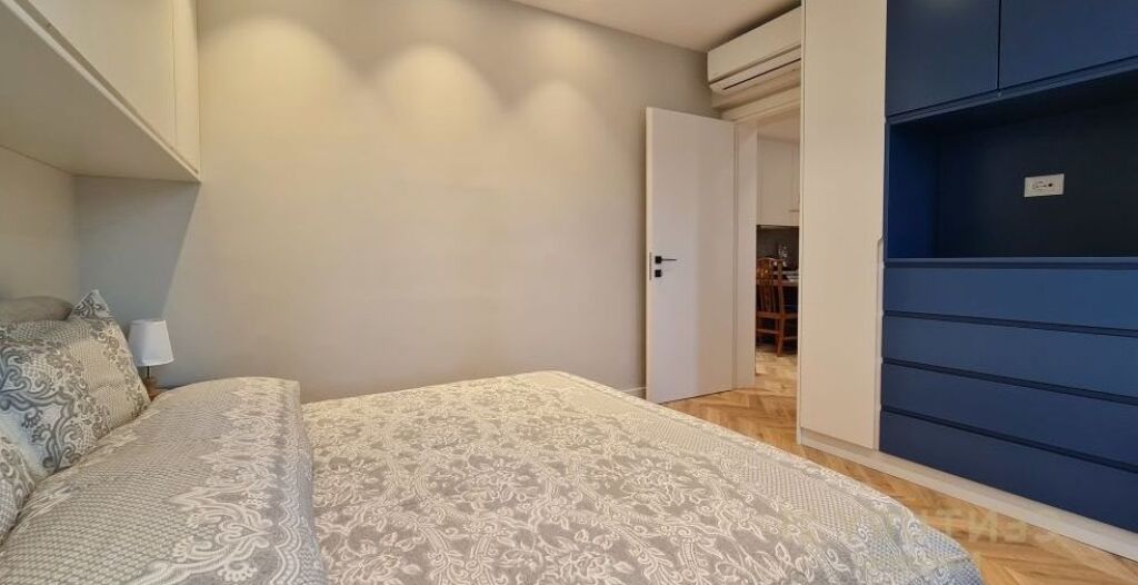 Appartamento in affitto 1+1 presso il Comune di Parigi