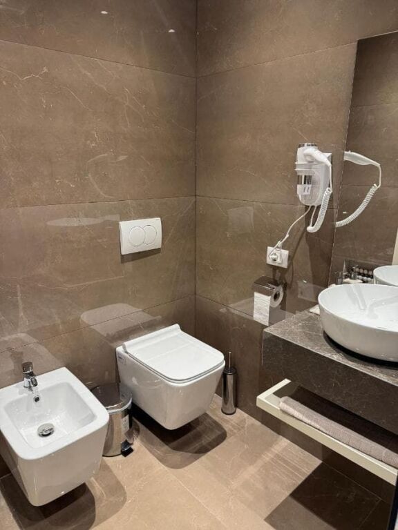 Hotel me qera ne Vlore (ID BH24) Vlore