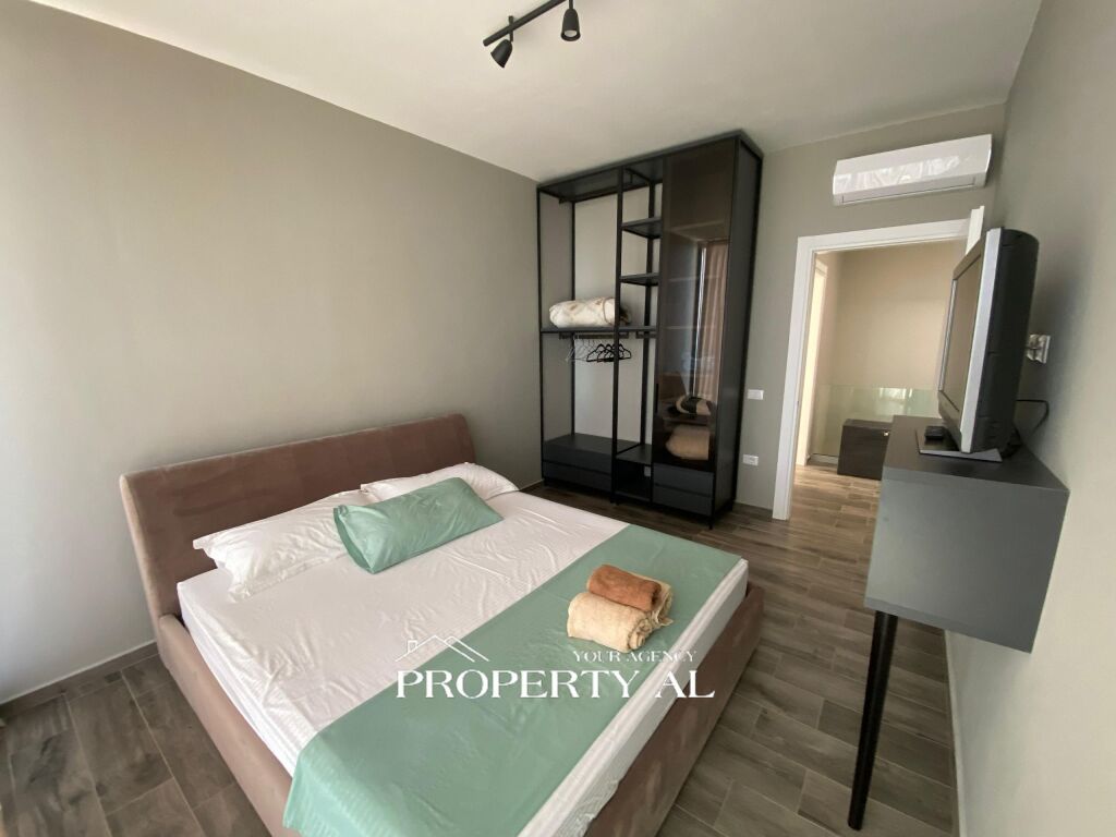 Vile ne shitje ne Dhermi