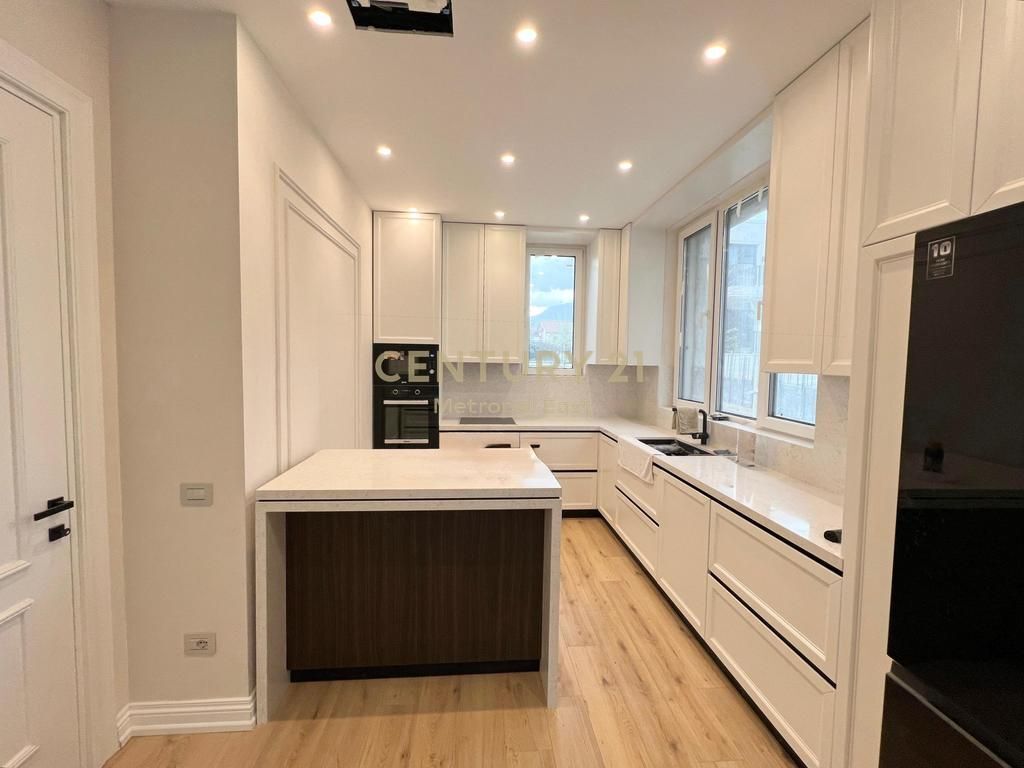 Vile per qira tek "Secret Garden Residence"