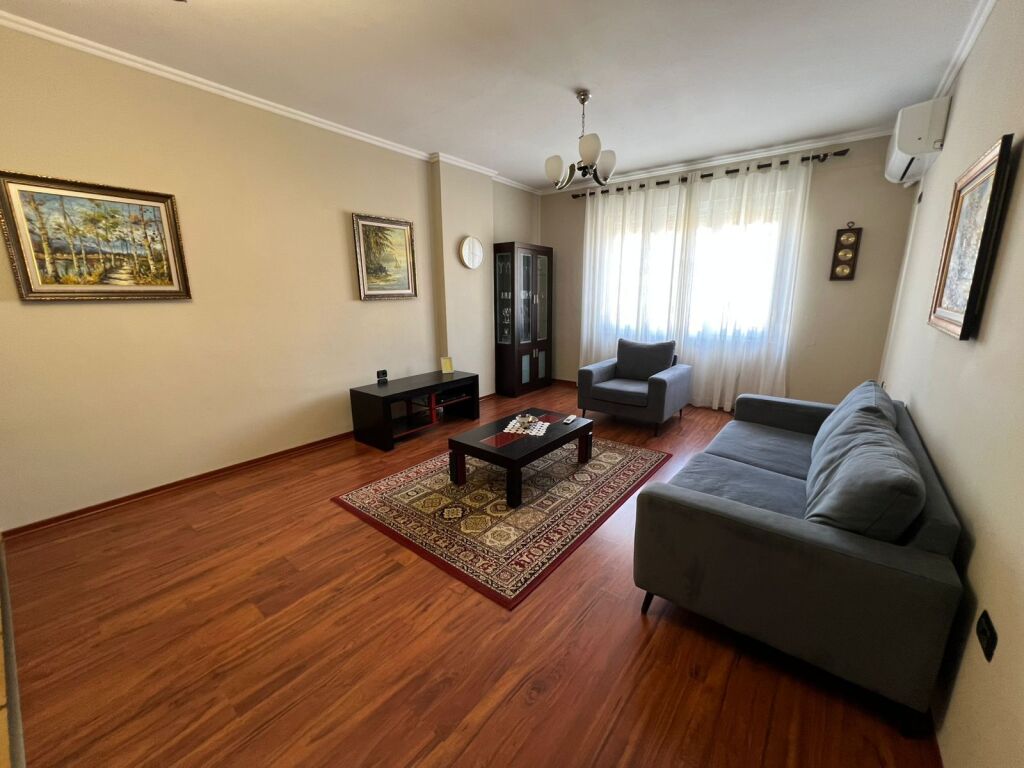 Apartament 2+1 me qera Sheshi Willson!