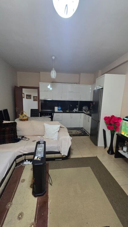 Shitet , Apartament 2+1 , Yzberisht , Tirane