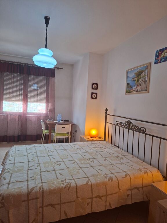Apartament 1+1 me qira te Pallatet Cabej