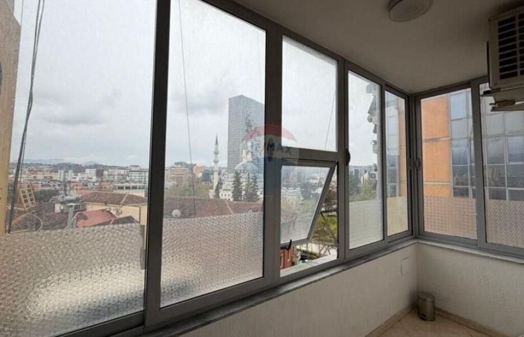 Zyrë - Për Qira - Rruga Abdi Toptani, Tiranë(ID: 530261059-372)