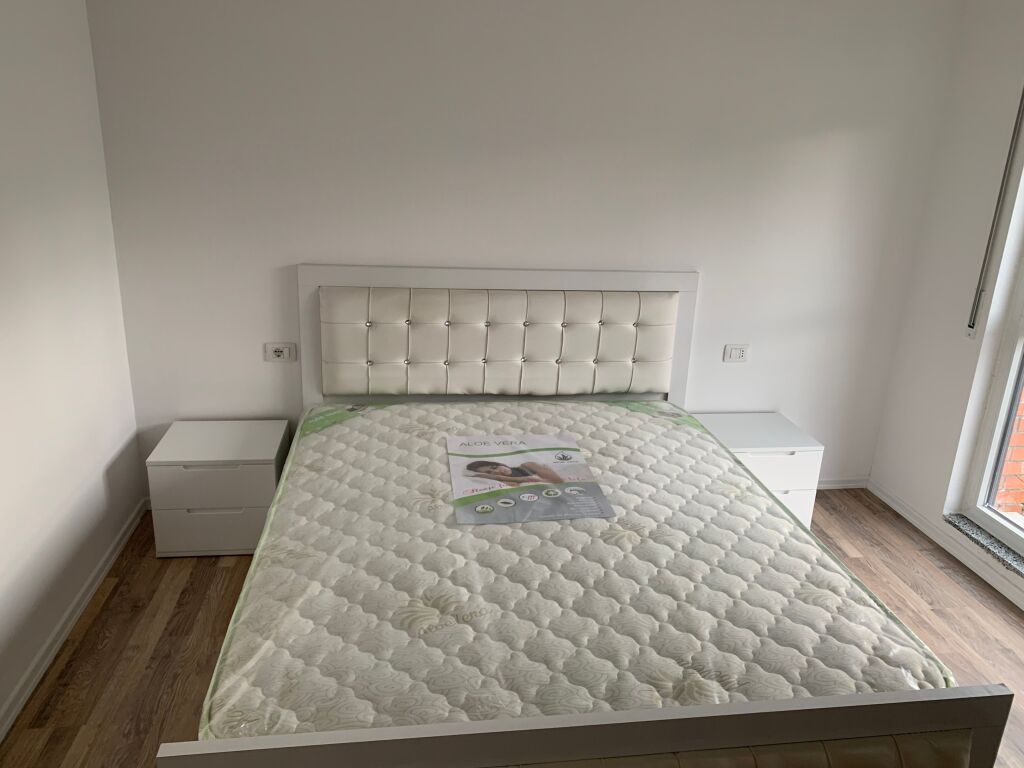 jepet me qera 2+1 ne paskuqan 1 800 metra larg ures se insitutit