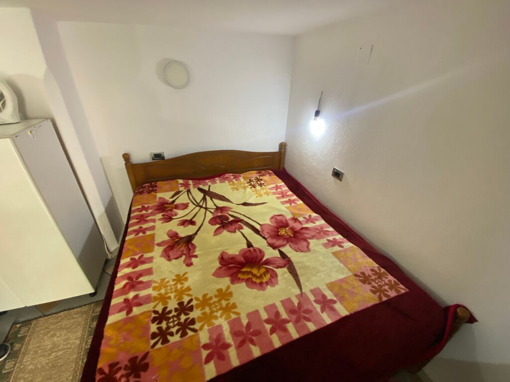 🏠 Jepet Garsioniere me qera te Venue Club, Tiranë