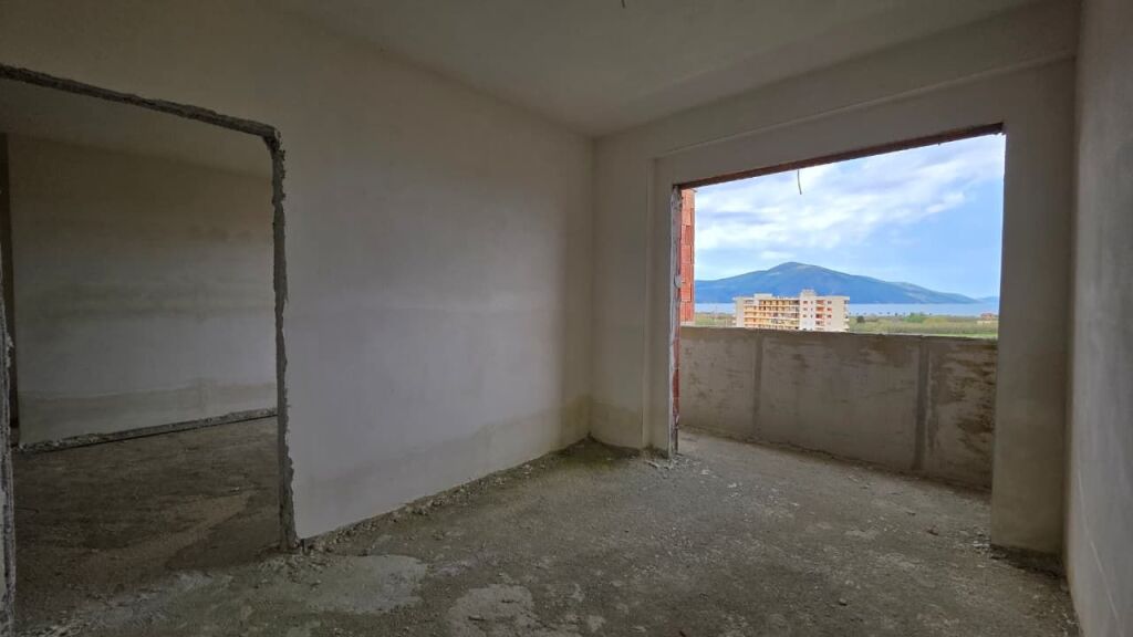 🌅 APARTAMENT 2+1 ME PAMJE NGA DETI – ORIKUM, VLORË