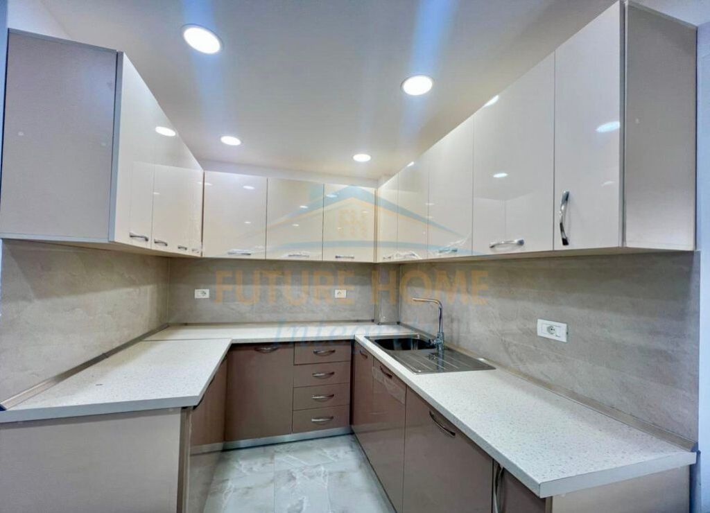Qera, Apartament 2+1, Oxhaku, Tiranë.