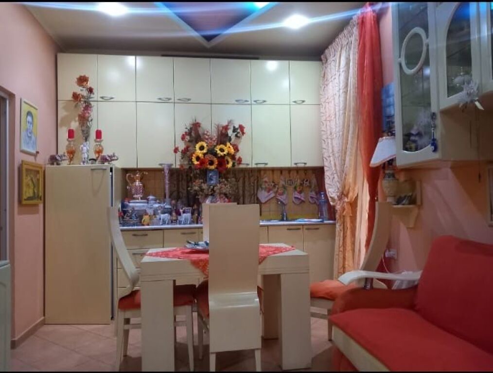 Qera | Apartament 1 + 1 | Blloku | 500 €/muaj